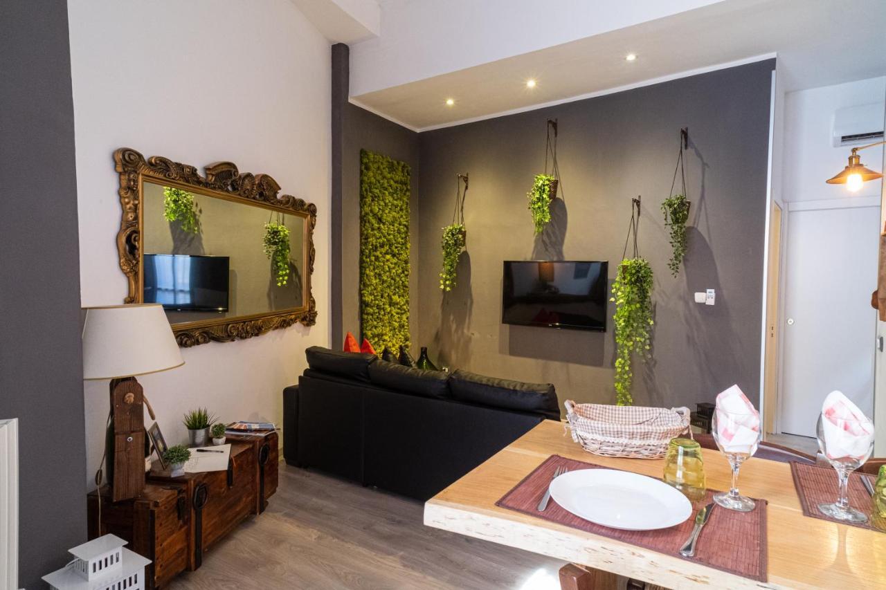 Il Giardino Di Sybar Leilighet Lecce Eksteriør bilde
