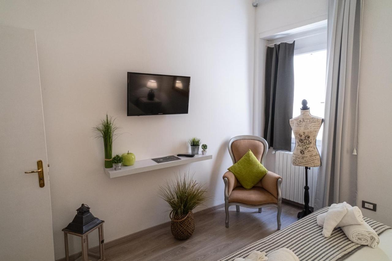 Il Giardino Di Sybar Leilighet Lecce Eksteriør bilde