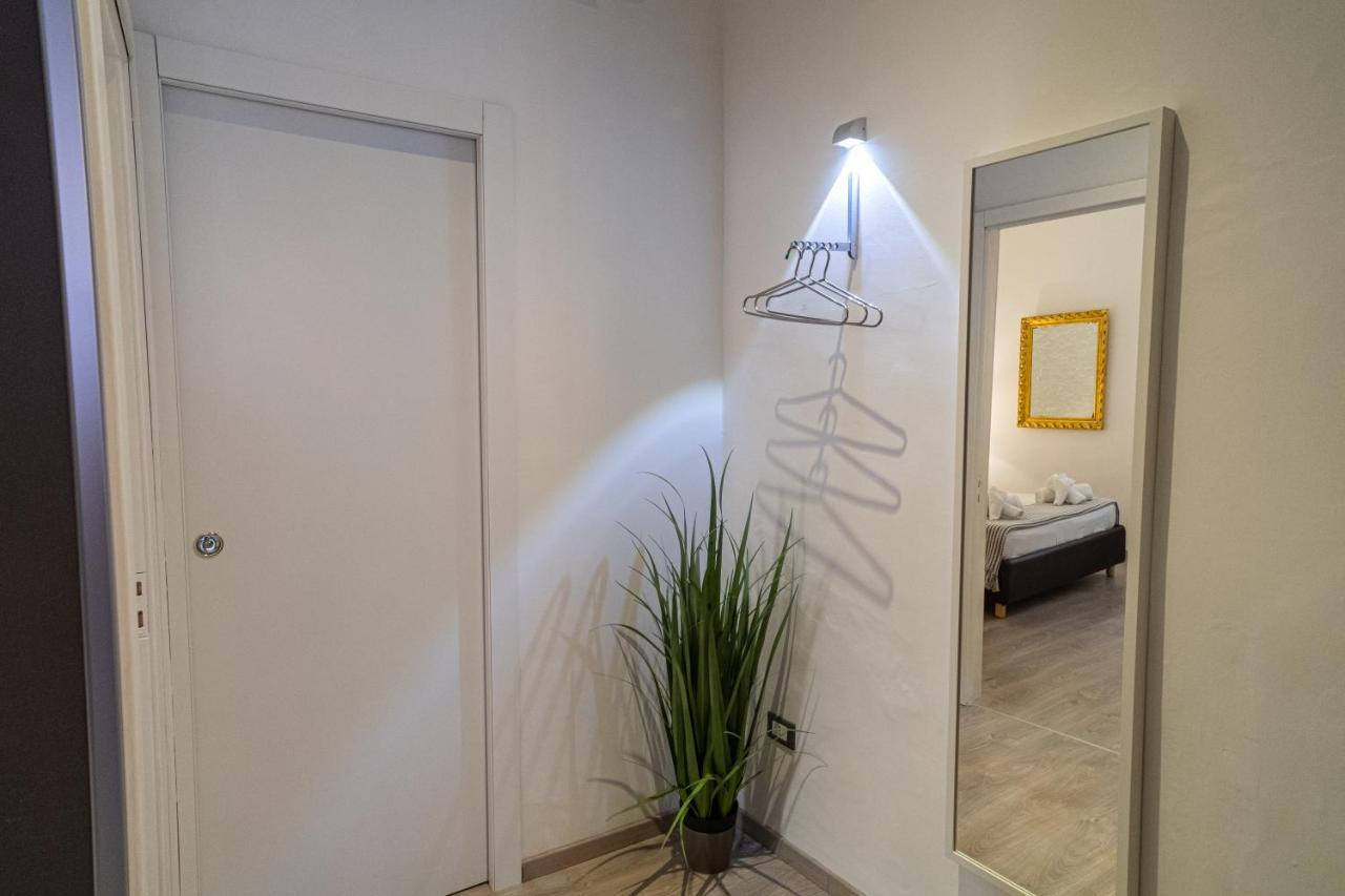 Il Giardino Di Sybar Leilighet Lecce Eksteriør bilde