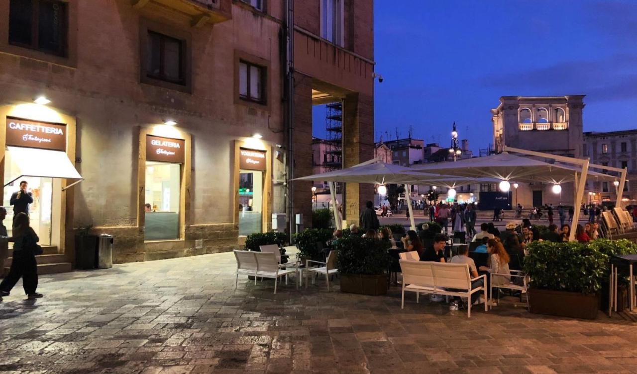 Il Giardino Di Sybar Leilighet Lecce Eksteriør bilde